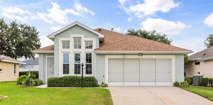 Casa en Tavares, Florida 3 dormitorios, 142.6 m2 № 2208005