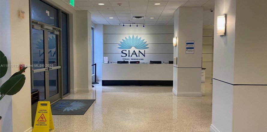 Condo in Hollywood, Florida, 2 bedrooms  № 1967043