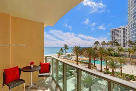 Condo in Hollywood, Florida, 1 bedroom  № 2392063