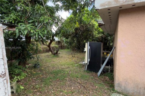 Villa ou maison à vendre à Miami, Floride: 4 chambres, 188.03 m2 № 1970538 - photo 6