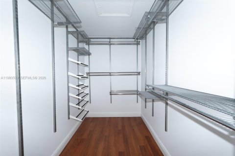 Villa ou maison à louer à Miami, Floride: 3 chambres, 137.77 m2 № 2043875 - photo 7