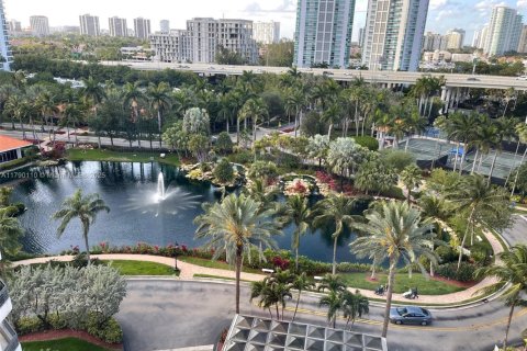 Condominio en venta en Aventura, Florida, 1 dormitorio, 101.36 m2 № 1652831 - foto 10
