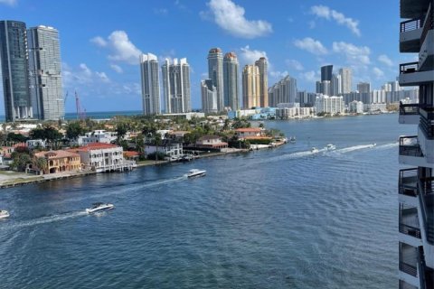 Condominio en venta en Aventura, Florida, 1 dormitorio, 101.36 m2 № 1652831 - foto 19