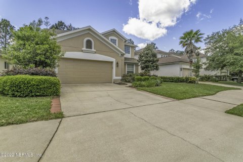 Villa ou maison à louer à Jacksonville, Floride: 4 chambres, 246.28 m2 № 834480 - photo 1