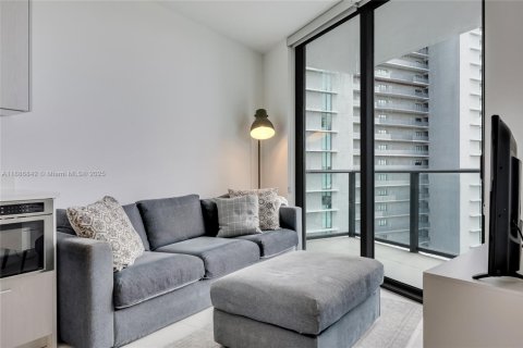 Купить кондоминиум в Майами, Флорида 1 спальня, 69.31м2, № 1933130 - фото 13