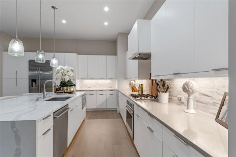 Casa en venta en Winter Park, Florida, 3 dormitorios, 275.36 m2 № 1818807 - foto 13