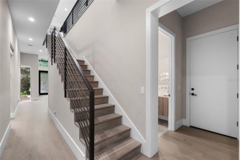 Casa en venta en Winter Park, Florida, 3 dormitorios, 275.36 m2 № 1818807 - foto 3