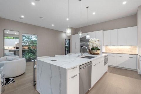 Casa en venta en Winter Park, Florida, 3 dormitorios, 275.36 m2 № 1818807 - foto 14