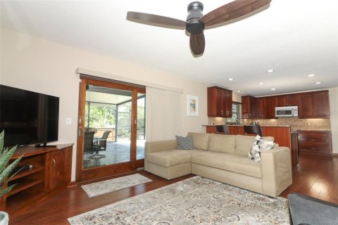 House in Orlando, Florida 3 bedrooms, 171.13 sq.m. № 1757497 - photo 27