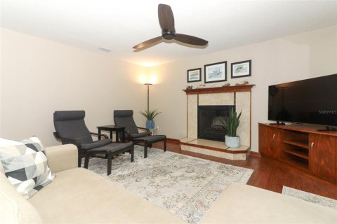House in Orlando, Florida 3 bedrooms, 171.13 sq.m. № 1757497 - photo 7