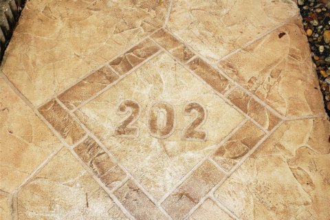 Condo in Sunrise, Florida, 2 bedrooms  № 678602 - photo 1