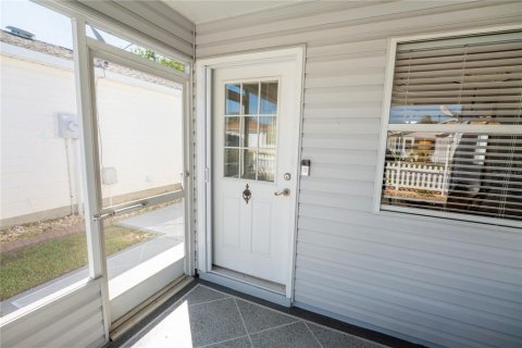 Villa ou maison à vendre à The Villages, Floride: 2 chambres, 108.42 m2 № 1586396 - photo 6
