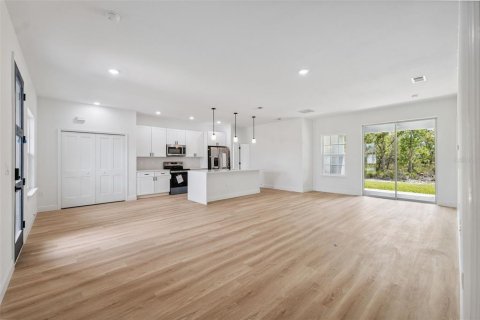 House in Ocala, Florida 4 bedrooms, 162.67 sq.m. № 1832934 - photo 17