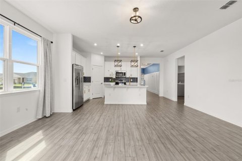 Villa ou maison à louer à Haines City, Floride: 4 chambres, 205.31 m2 № 2408613 - photo 17