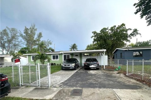 Villa ou maison à Fort Lauderdale, Floride 3 chambres, 104.7 m2 № 1981326