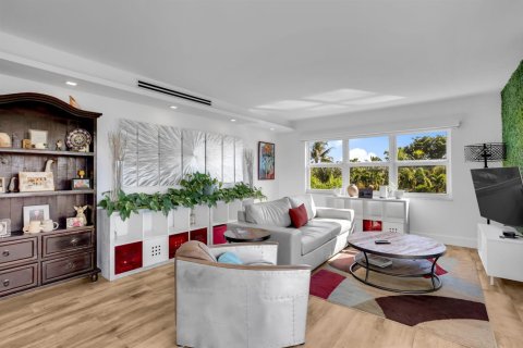 Condo in Fort Lauderdale, Florida, 2 bedrooms № 2082651 - photo 14