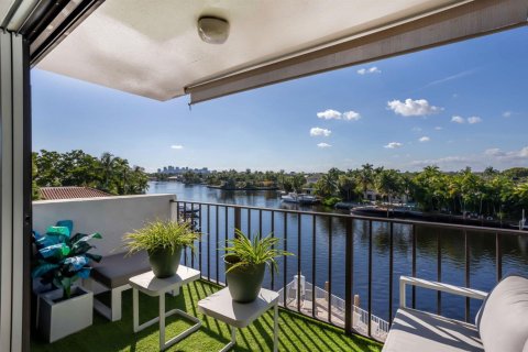 Condo in Fort Lauderdale, Florida, 2 bedrooms № 2082651 - photo 6