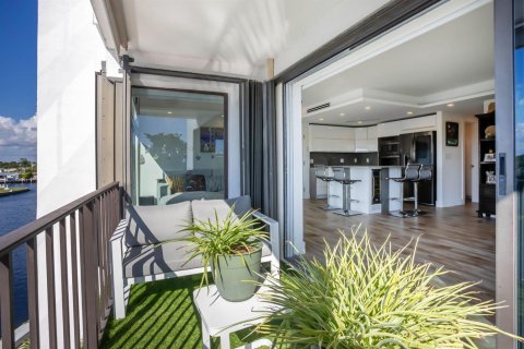 Condo in Fort Lauderdale, Florida, 2 bedrooms № 2082651 - photo 9