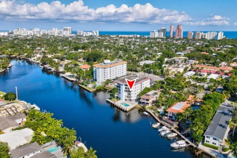 Condo in Fort Lauderdale, Florida, 2 bedrooms № 2082651 - photo 27