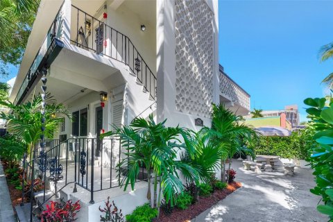 Снять в аренду квартиру в Майами-Бич, Флорида 37.16м2, № 2071284 - фото 18