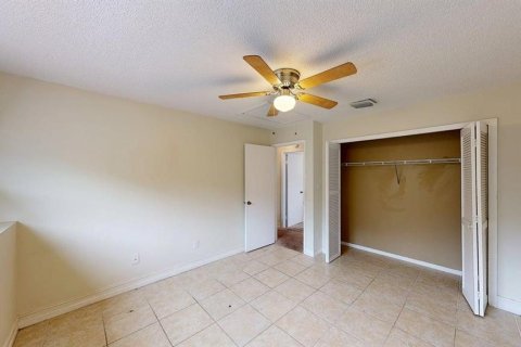 Townhouse in Altamonte Springs, Florida 3 bedrooms, 147.62 sq.m. № 2291918 - photo 28