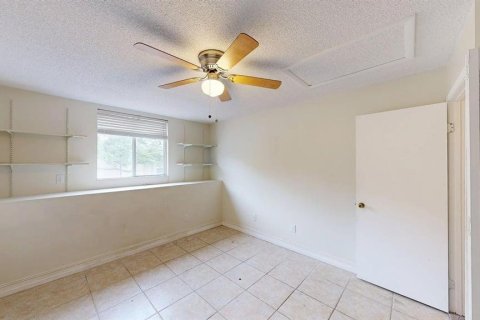Townhouse in Altamonte Springs, Florida 3 bedrooms, 147.62 sq.m. № 2291918 - photo 27