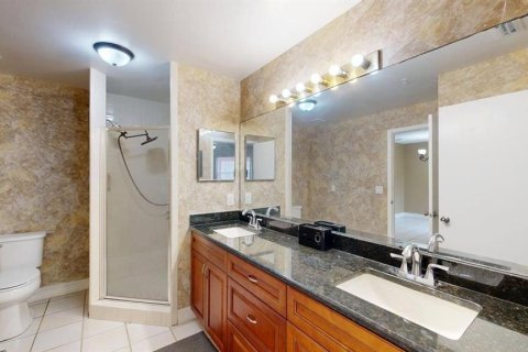 Townhouse in Altamonte Springs, Florida 3 bedrooms, 147.62 sq.m. № 2291918 - photo 18