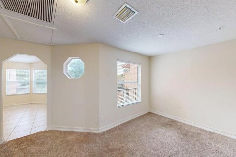 Townhouse in Altamonte Springs, Florida 3 bedrooms, 147.62 sq.m. № 2291918 - photo 29
