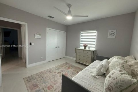 House in Port St. Lucie, Florida 5 bedrooms № 1926109 - photo 18