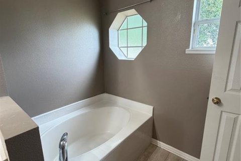 Casa en alquiler en Kissimmee, Florida, 4 dormitorios, 171.68 m2 № 2114796 - foto 17