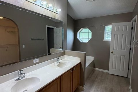 Casa en alquiler en Kissimmee, Florida, 4 dormitorios, 171.68 m2 № 2114796 - foto 16