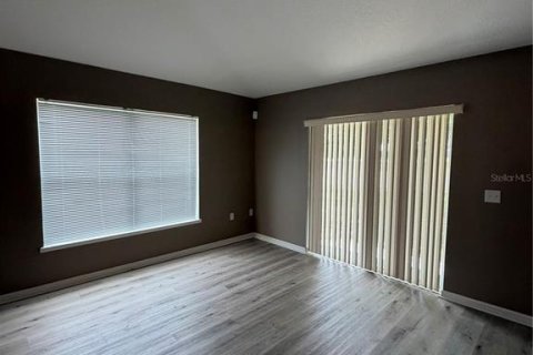Casa en alquiler en Kissimmee, Florida, 4 dormitorios, 171.68 m2 № 2114796 - foto 11
