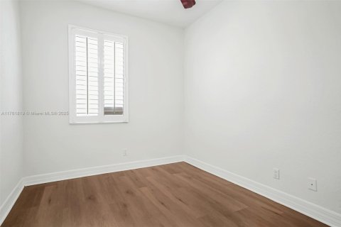 Touwnhouse à vendre à Boca Raton, Floride: 3 chambres, 155.05 m2 № 1868738 - photo 25