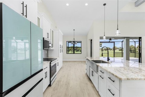 Casa en venta en Punta Gorda, Florida, 3 dormitorios, 189.99 m2 № 1894974 - foto 5