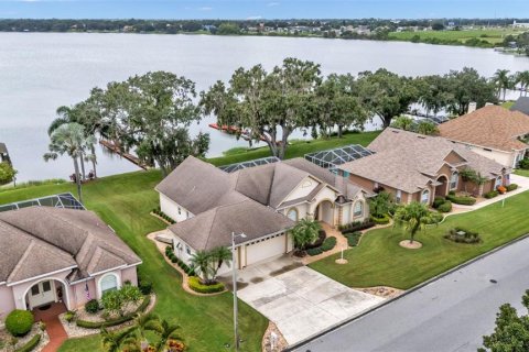 Casa en venta en Winter Haven, Florida, 3 dormitorios, 213.21 m2 № 1919509 - foto 5