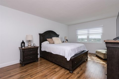 Condo in Fort Lauderdale, Florida, 2 bedrooms  № 2250835 - photo 25