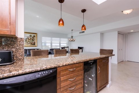 Condo in Fort Lauderdale, Florida, 2 bedrooms  № 2250835 - photo 16