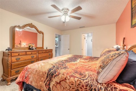 House in Deltona, Florida 3 bedrooms, 115.57 sq.m. № 1797837 - photo 12