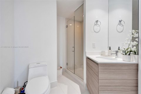 Copropriété à louer à Miami, Floride: 2 chambres, 90.3 m2 № 1960758 - photo 24