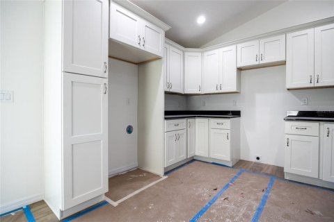 Casa en venta en Silver Springs Shores, Florida, 3 dormitorios, 127.37 m2 № 1426381 - foto 11