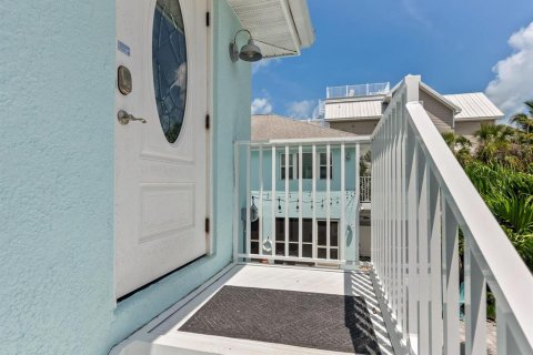 Commercial property in Sarasota, Florida 8 bedrooms, 602.94 sq.m. № 1821307 - photo 11