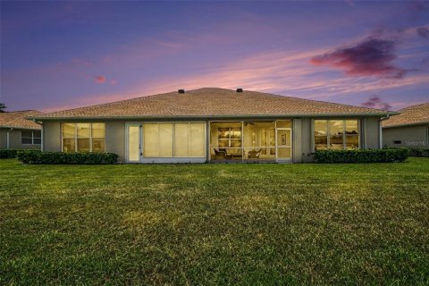 House in North Port, Florida 2 bedrooms, 134.52 sq.m. № 2203980 - photo 26