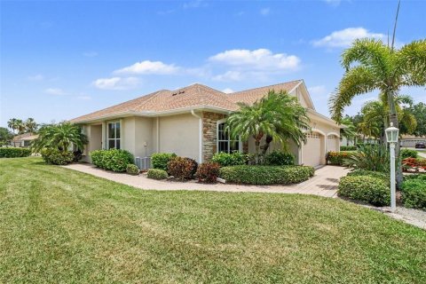 House in North Port, Florida 2 bedrooms, 134.52 sq.m. № 2203980 - photo 7