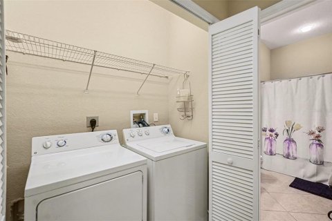 House in North Port, Florida 2 bedrooms, 134.52 sq.m. № 2203980 - photo 24