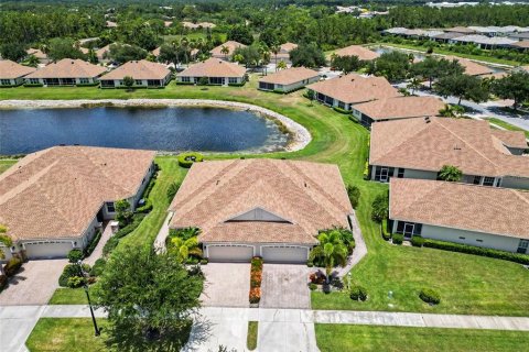 House in North Port, Florida 2 bedrooms, 134.52 sq.m. № 2203980 - photo 29