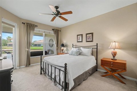 House in North Port, Florida 2 bedrooms, 134.52 sq.m. № 2203980 - photo 5