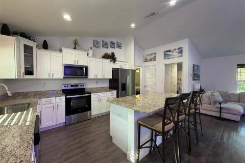 Villa ou maison à vendre à Citrus Springs, Floride: 3 chambres, 147.16 m2 № 2432599 - photo 3