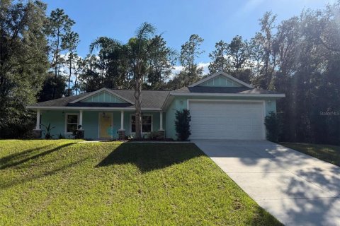 Villa ou maison à Citrus Springs, Floride 3 chambres, 147.16 m2 № 2432599