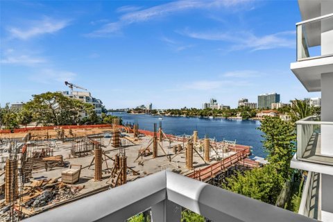 Copropriété à louer à Bay Harbor Islands, Floride: 2 chambres, 106.84 m2 № 2184555 - photo 27
