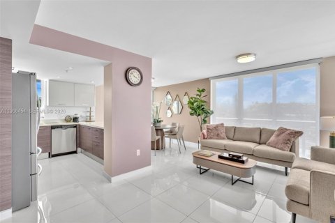 Copropriété à louer à Bay Harbor Islands, Floride: 2 chambres, 106.84 m2 № 2184555 - photo 5